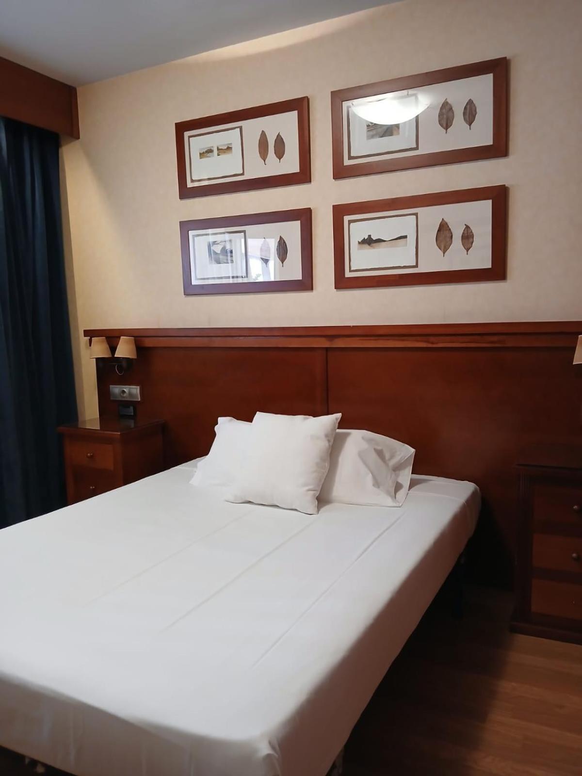 Hostal Los Infantes Olvega Luaran gambar